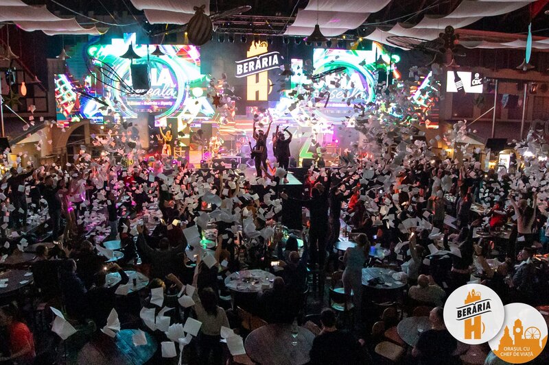 Personal vase restaurant - coordonator echipa.